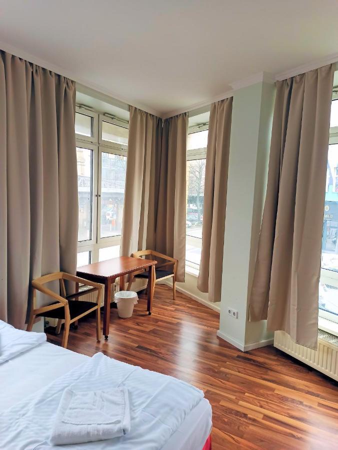 Puschkin Rooms Berlin Exterior photo